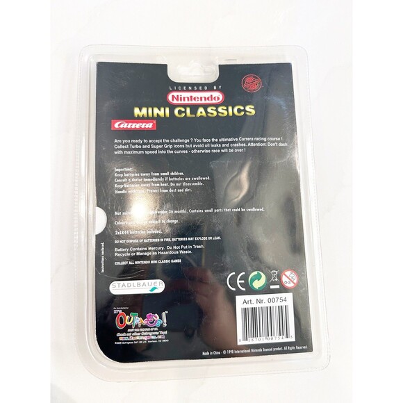 1998 Nintendo Mini Classics Keychain, Carrera, New Sealed Unopened, Red - Picture 3 of 5